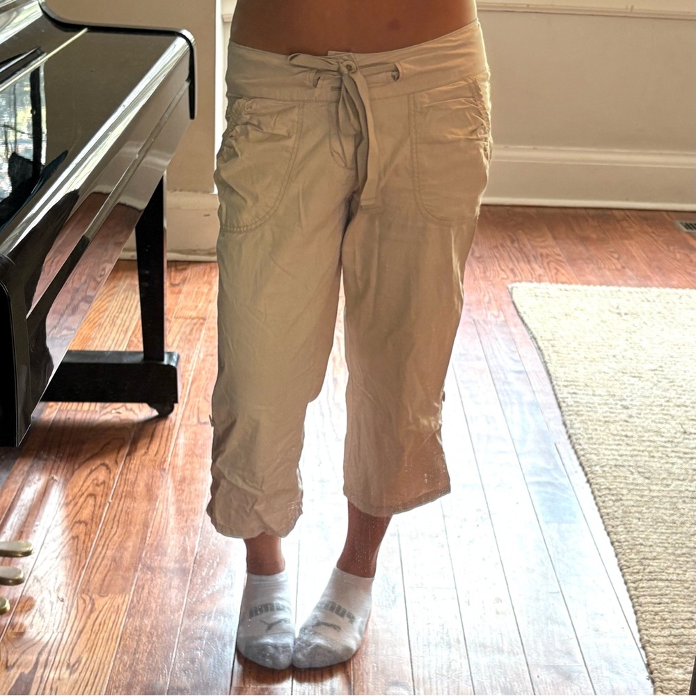 Vintage Roots Beige Low Rise Cargo Capri Pants with Tie Waist - Picture 2 of 8